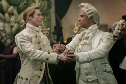 Sam Reid Lestat de Lioncourt Jacob Anderson Louis de Pointe du Lac TV Show Interview with the Vampire HD Desktop Wallpaper | Background Image