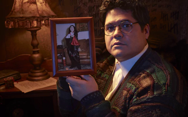 Harvey Guillén TV Show What We Do in the Shadows HD Desktop Wallpaper | Background Image