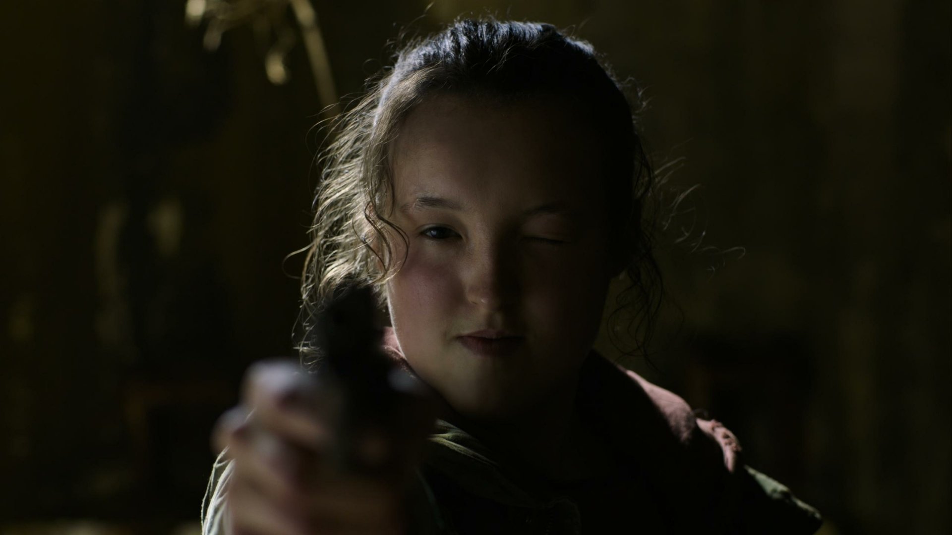 Download Bella Ramsey HD Wallpaper