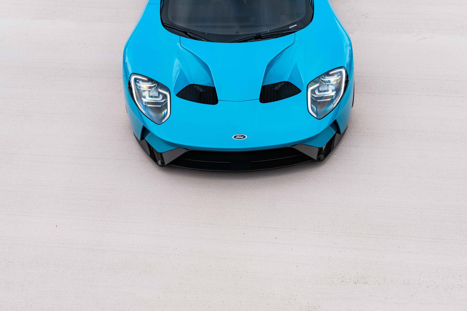 Download Car Ford GT 8k Ultra HD Wallpaper