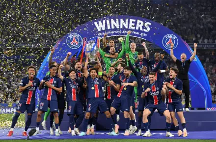 Paris Saint-Germain F.C. players, including Marcos Aoás Corrêa, celebrate winning the UEFA Champions League, captured in a 4K Ultra HD soccer wallpaper.