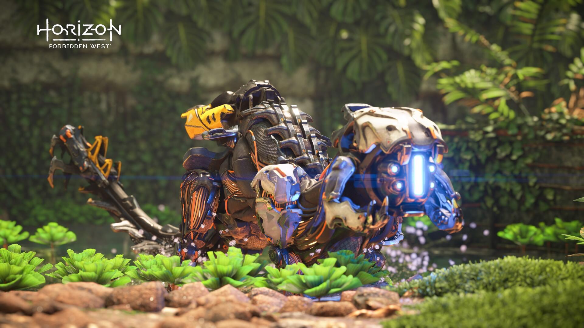 4K Ultra HD PC desktop wallpaper for the video game Horizon Zero Dawn showing a mechanical feline prowling a verdant forest, its blue core glowing amid scuffed armored plating.