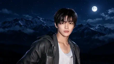 Cortis fashion portrait of a man in a leather jacket against moonlit mountain night with full moon — 4K Ultra HD PC desktop wallpaper background
