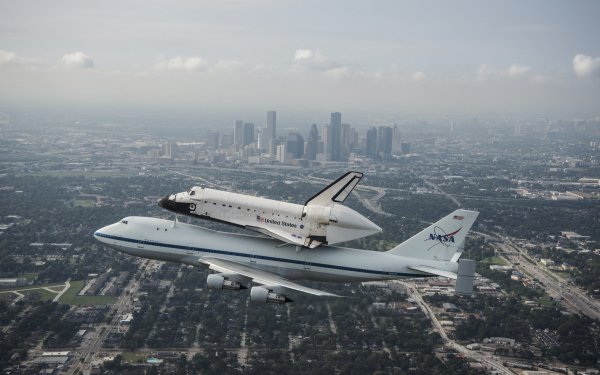 Vehicles Space Shuttle Endeavour Space Shuttles Shuttle Airplane NASA Houston Building Skyscraper City HD Wallpaper | Background Image