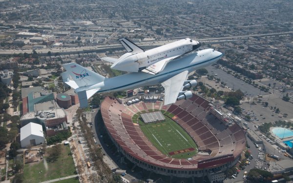 Vehicles Space Shuttle Endeavour Space Shuttles Shuttle Airplane NASA Los Angeles Stadium Space Shuttle HD Wallpaper | Background Image