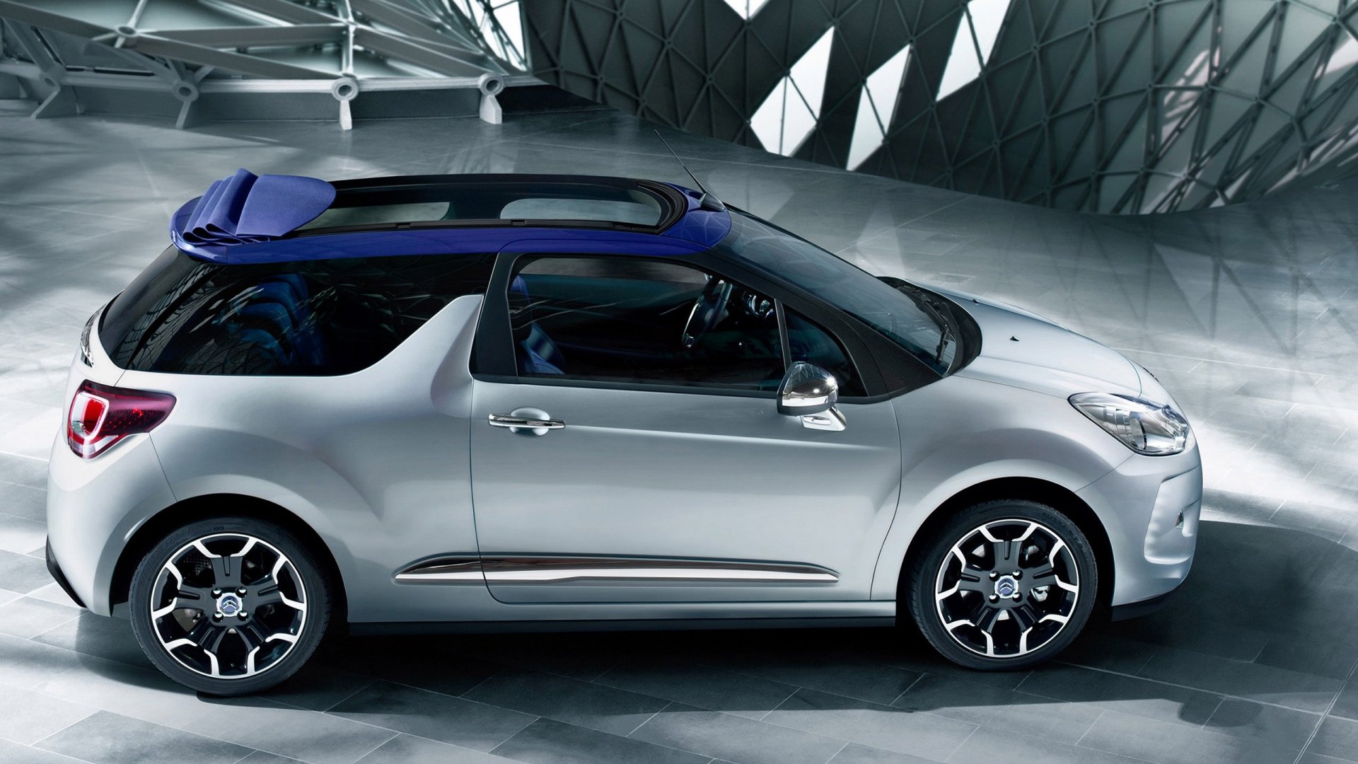 Download Vehicle Ciroen HD Wallpaper | 2560x1440 | Wallpaper Abyss