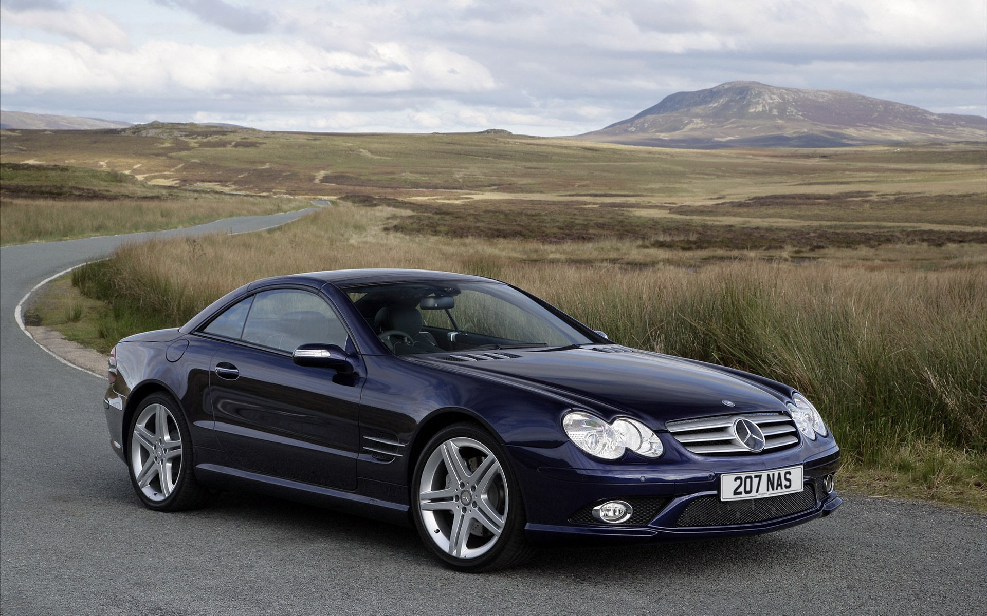 Mercedes HD Duvar kağıdı Arka plan 1920x1200