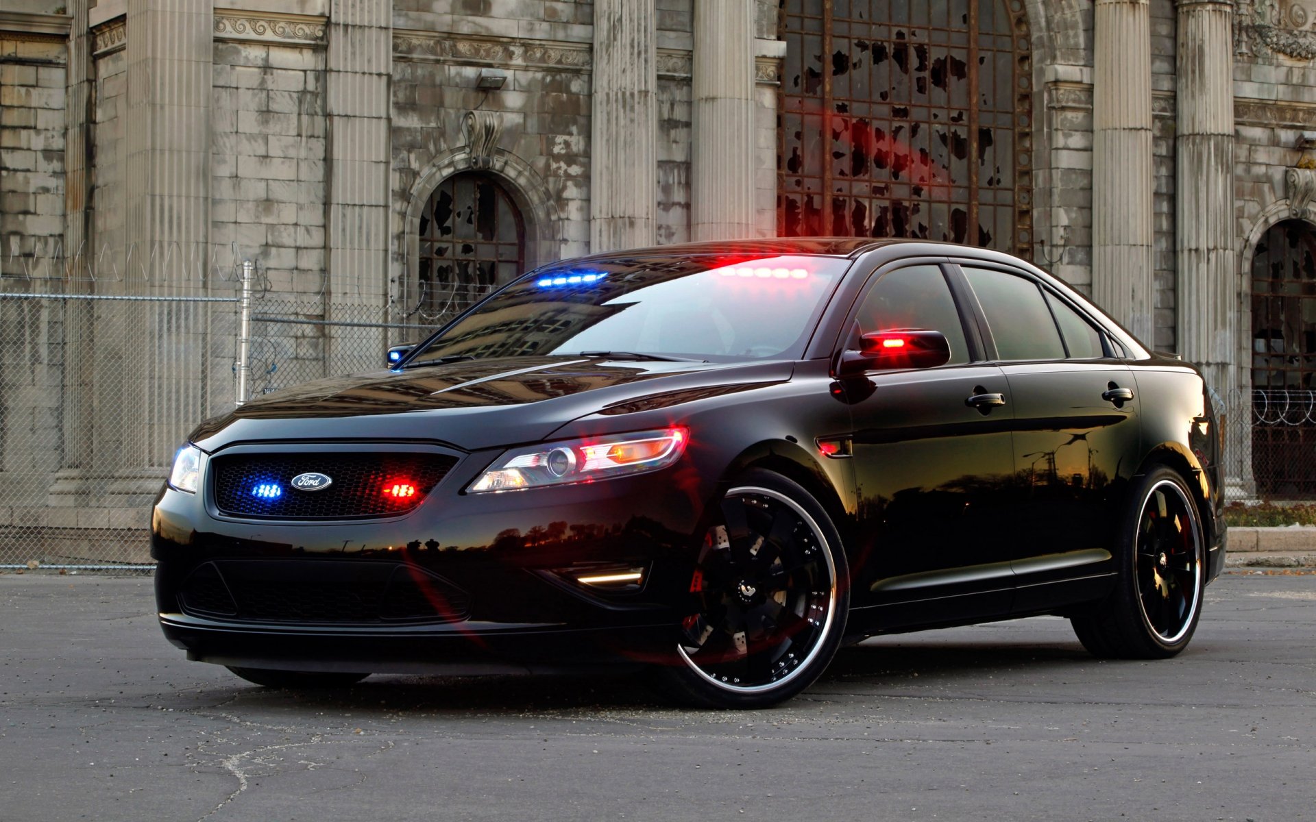 Download Vehicle Ford Interceptor HD Wallpaper