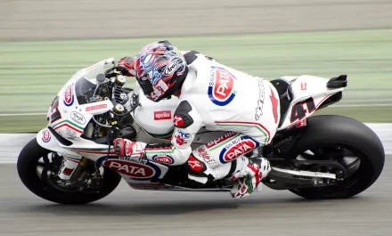 vehicle Aprilia HD Desktop Wallpaper | Background Image