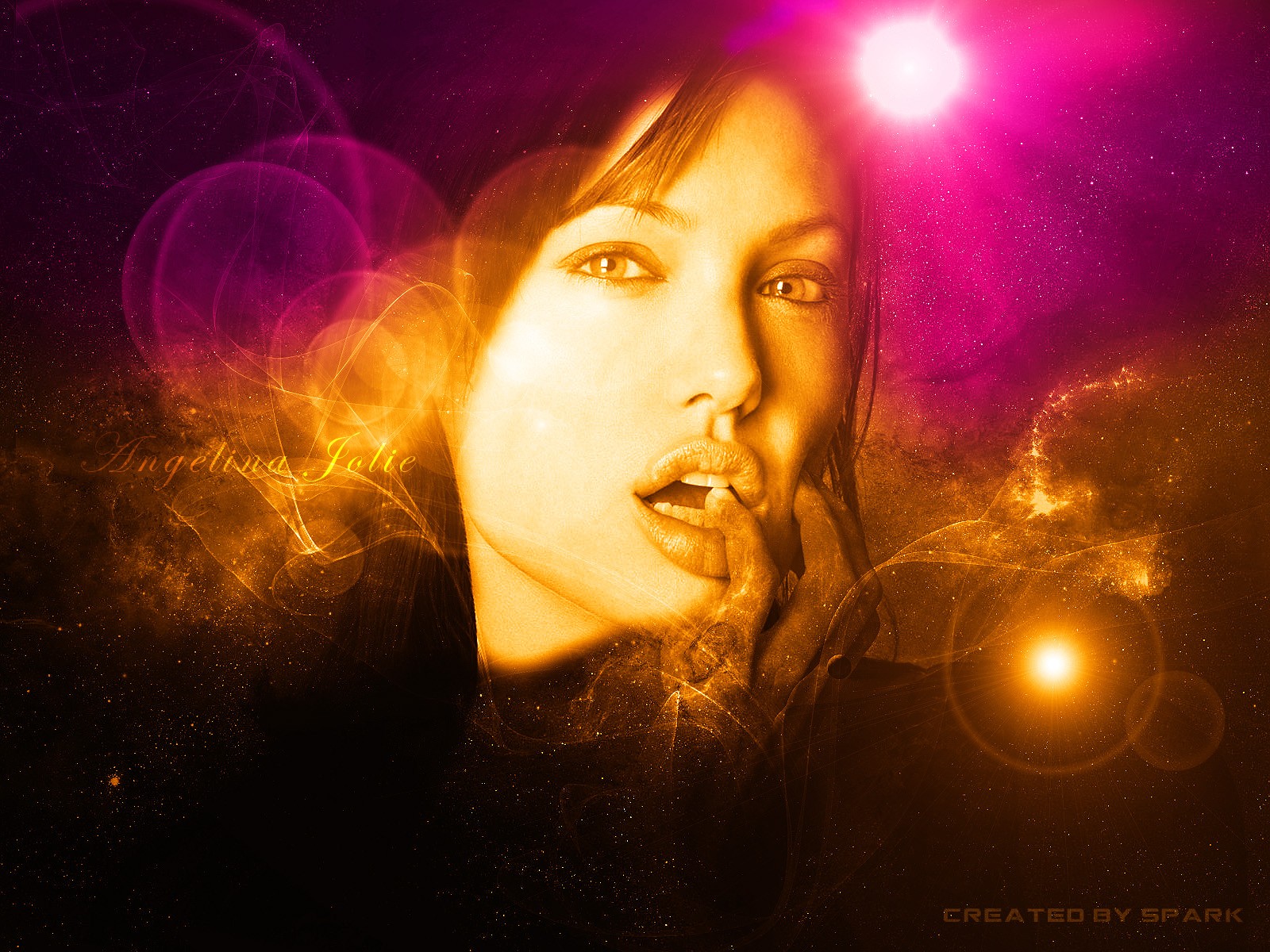 Download Celebrity Angelina Jolie Wallpaper