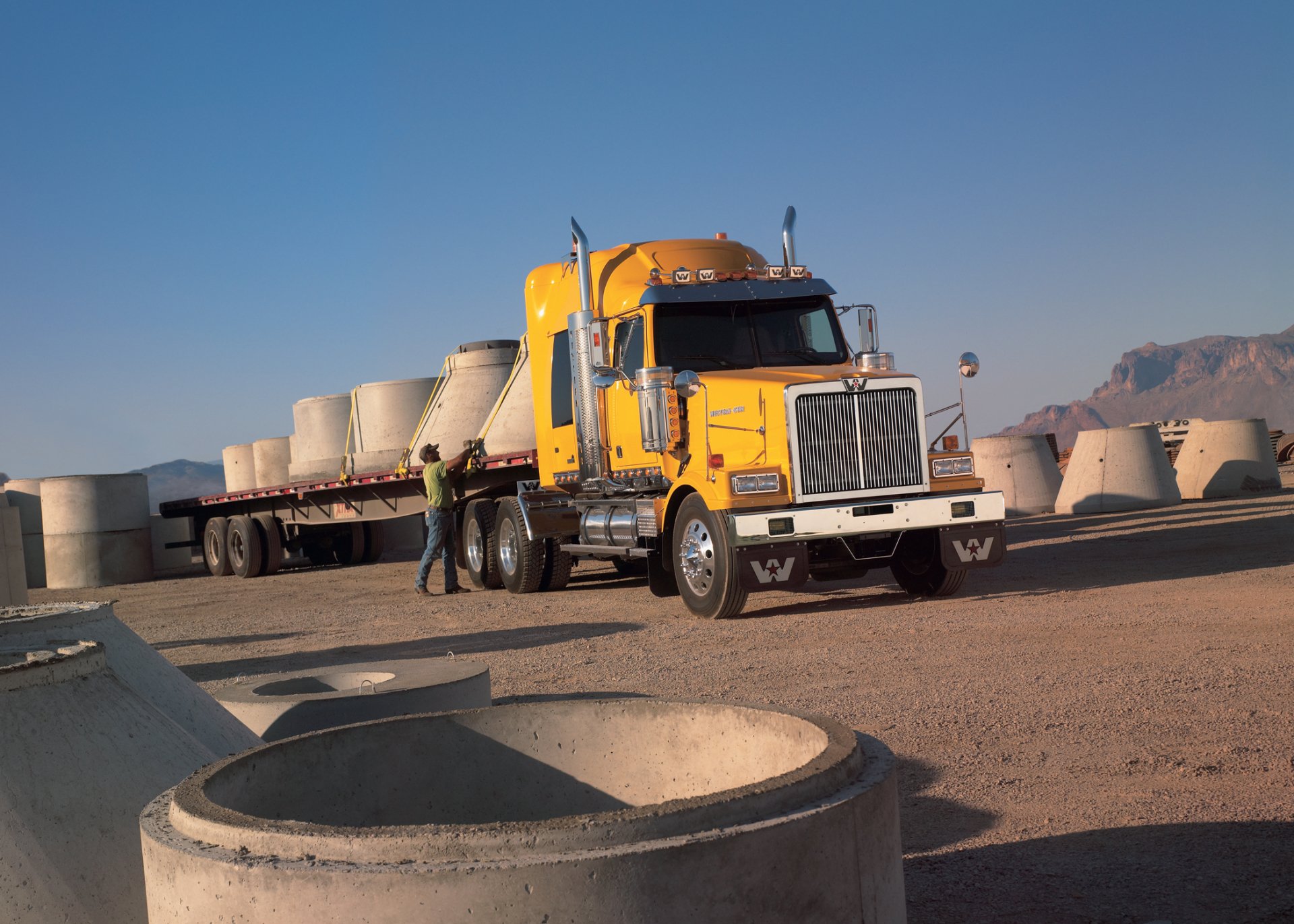 Download Vehicle Western Star HD Wallpaper