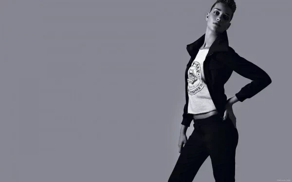 HD PC desktop wallpaper featuring Ana Beatriz Barros posing confidently against a minimalist gray background.