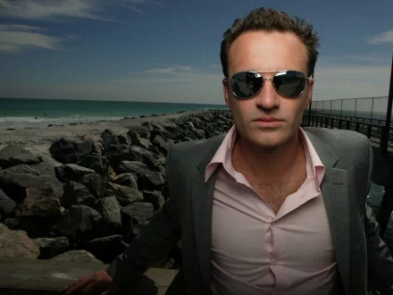 Celebrity julian mcmahon HD Desktop Wallpaper | Background Image