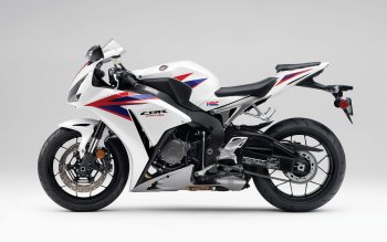 4 Honda Cbr Hd Wallpapers Background Images Wallpaper Abyss