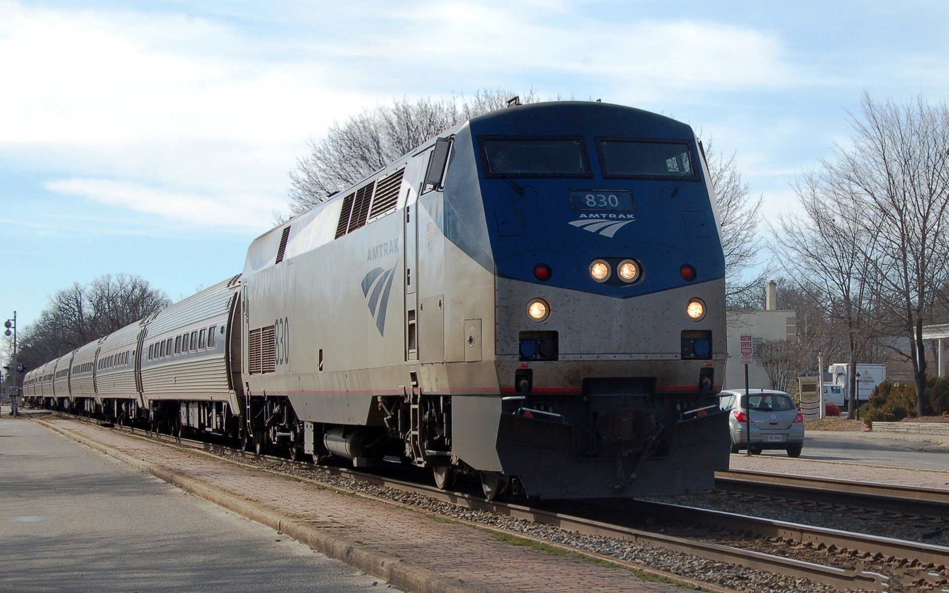 Download Vehicle Train HD Wallpaper