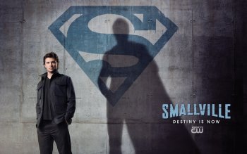 39 Smallville HD Wallpapers | Background Images - Wallpaper Abyss