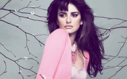 Celebrity Penelope Cruz HD Desktop Wallpaper | Background Image