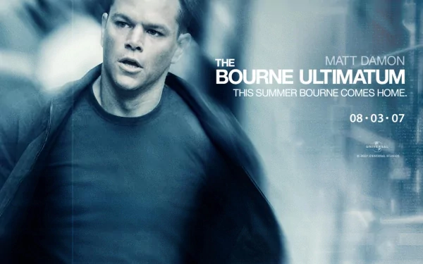 HD desktop wallpaper of The Bourne Ultimatum featuring an intense image of the main character with the movie's title and release date.
