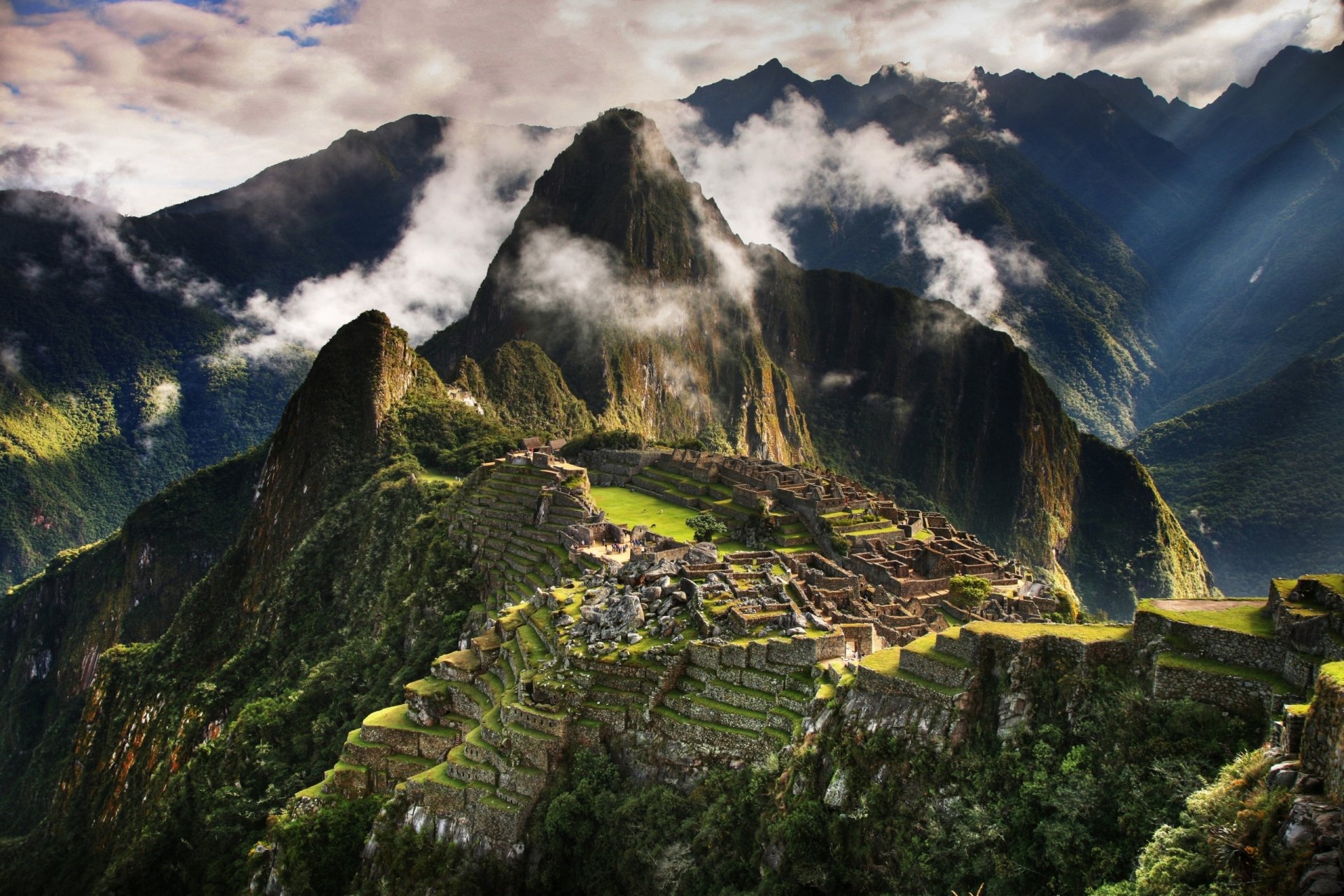 Download Man Made Machu Picchu HD Wallpaper