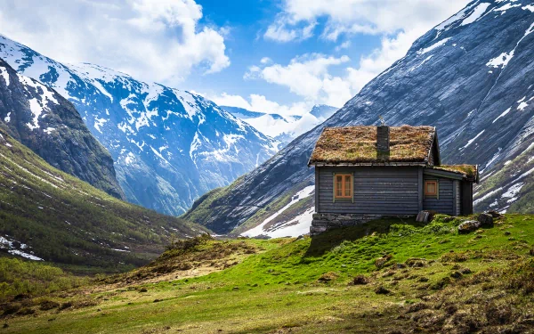  Cabin in the Mountains