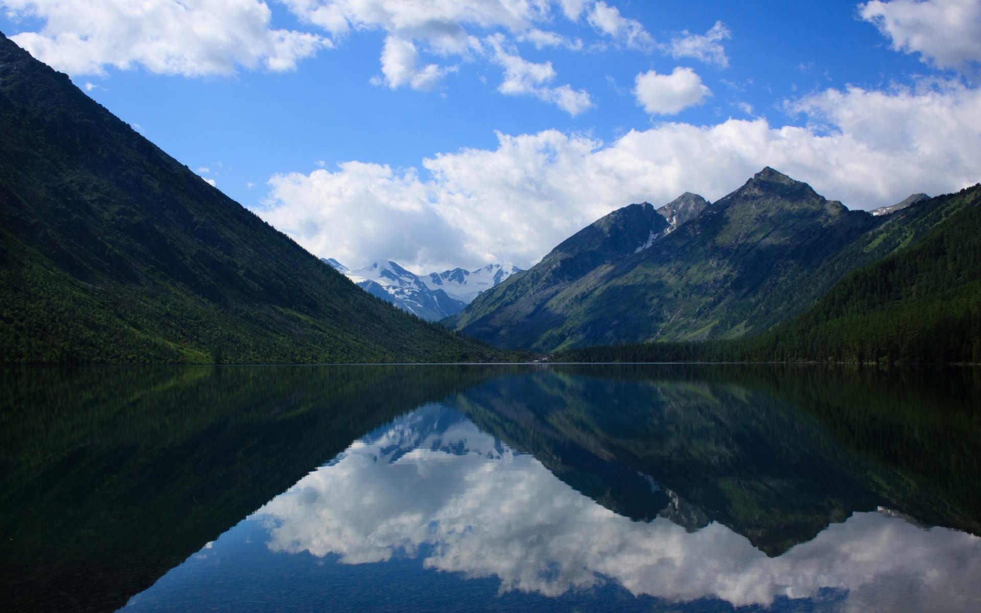 Download Nature Reflection HD Wallpaper