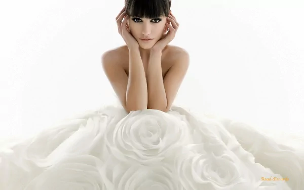  Bride wearing white dress
