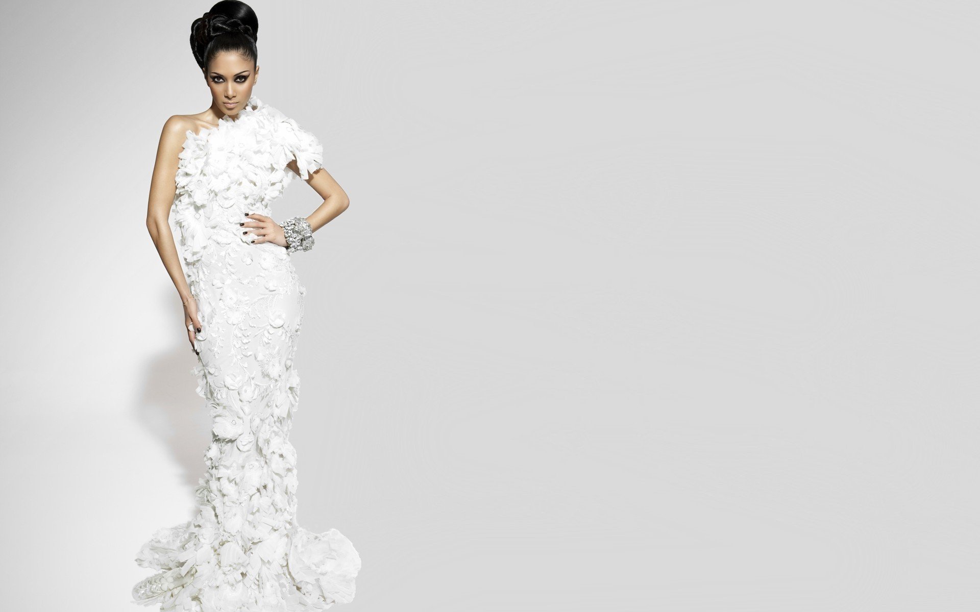Music-themed HD desktop wallpaper: glamorous female singer in an ornate white gown posed at left against a soft gray background with generous negative space.