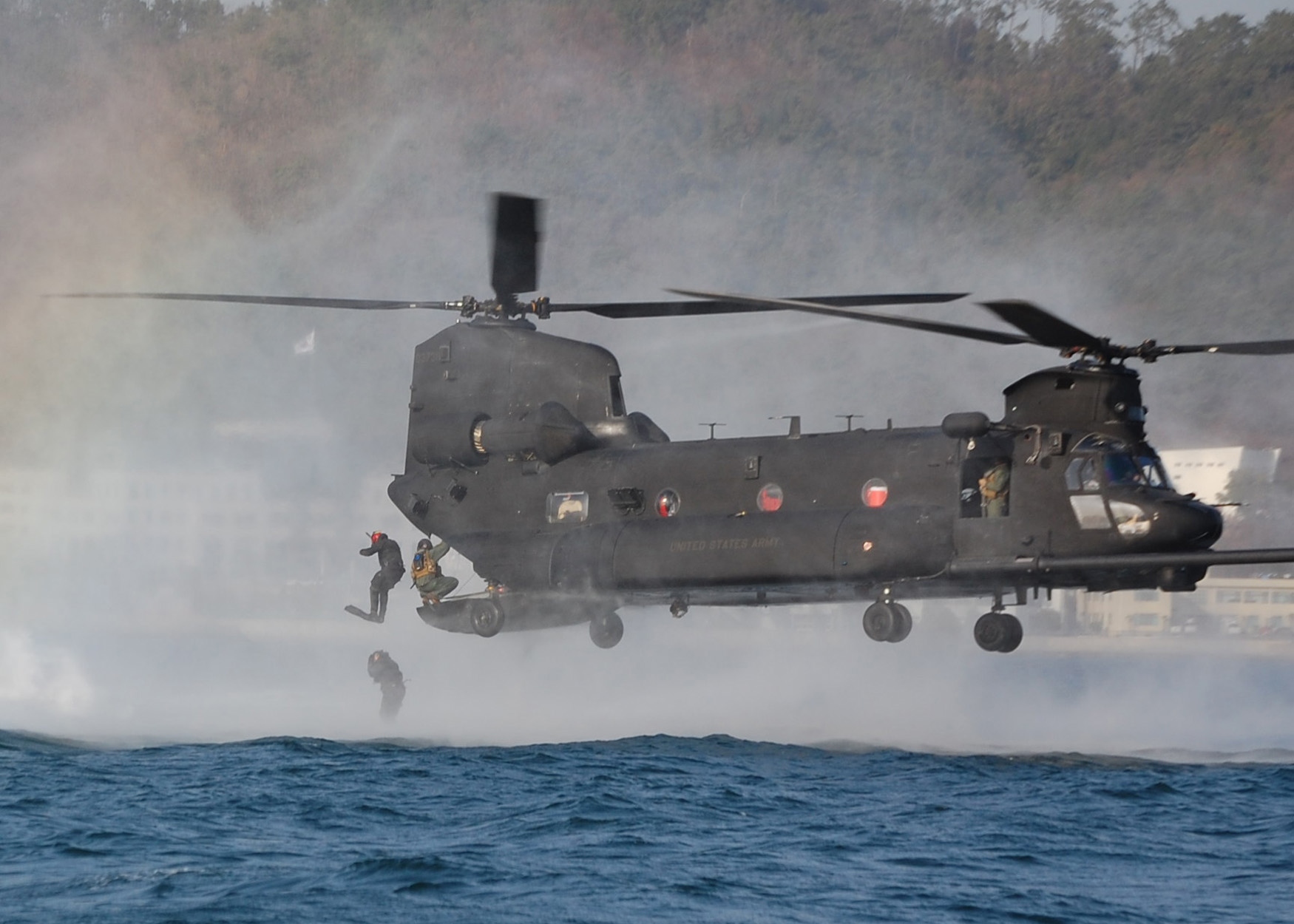 2011 Afghanistan Boeing Chinook shootdown - Wikipedia