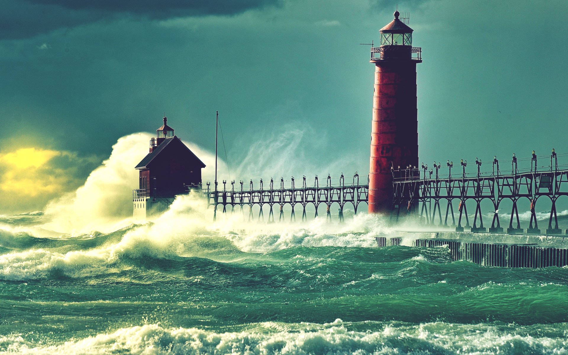 Download Michigan Man Made Lighthouse  HD Wallpaper