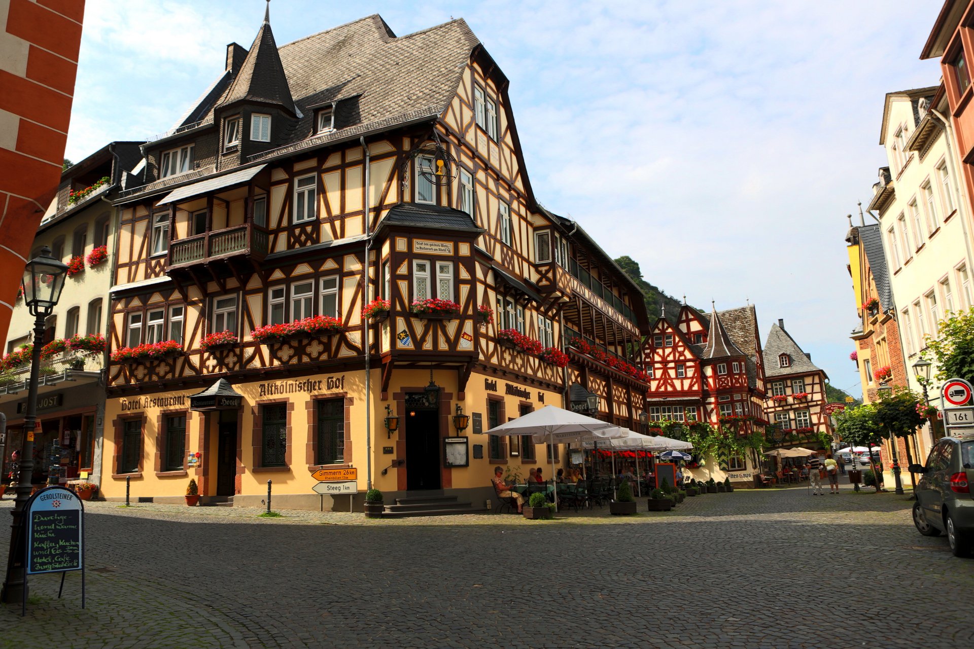 Download Man Made Town HD Wallpaper