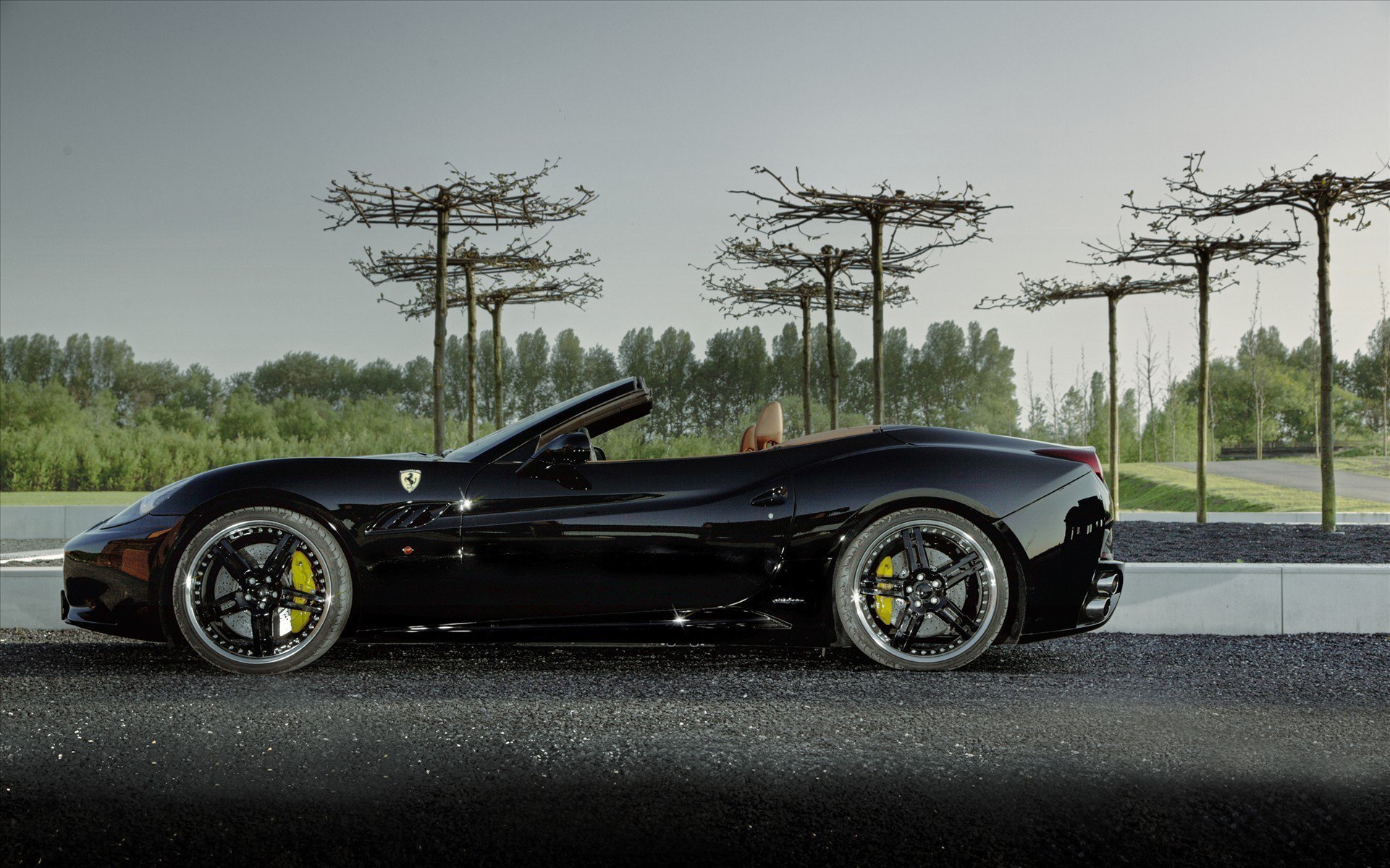 Download Vehicle Ferrari California HD Wallpaper