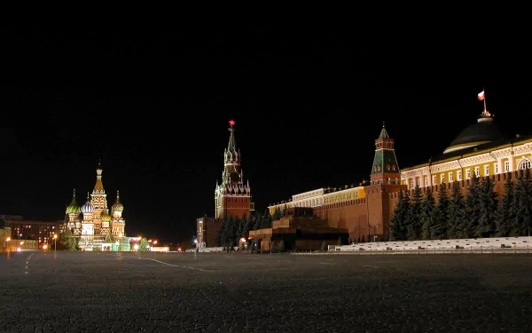 Night view of the Red Square with illuminated man-made landmarks, captured as a high-definition PC desktop wallpaper and background.
