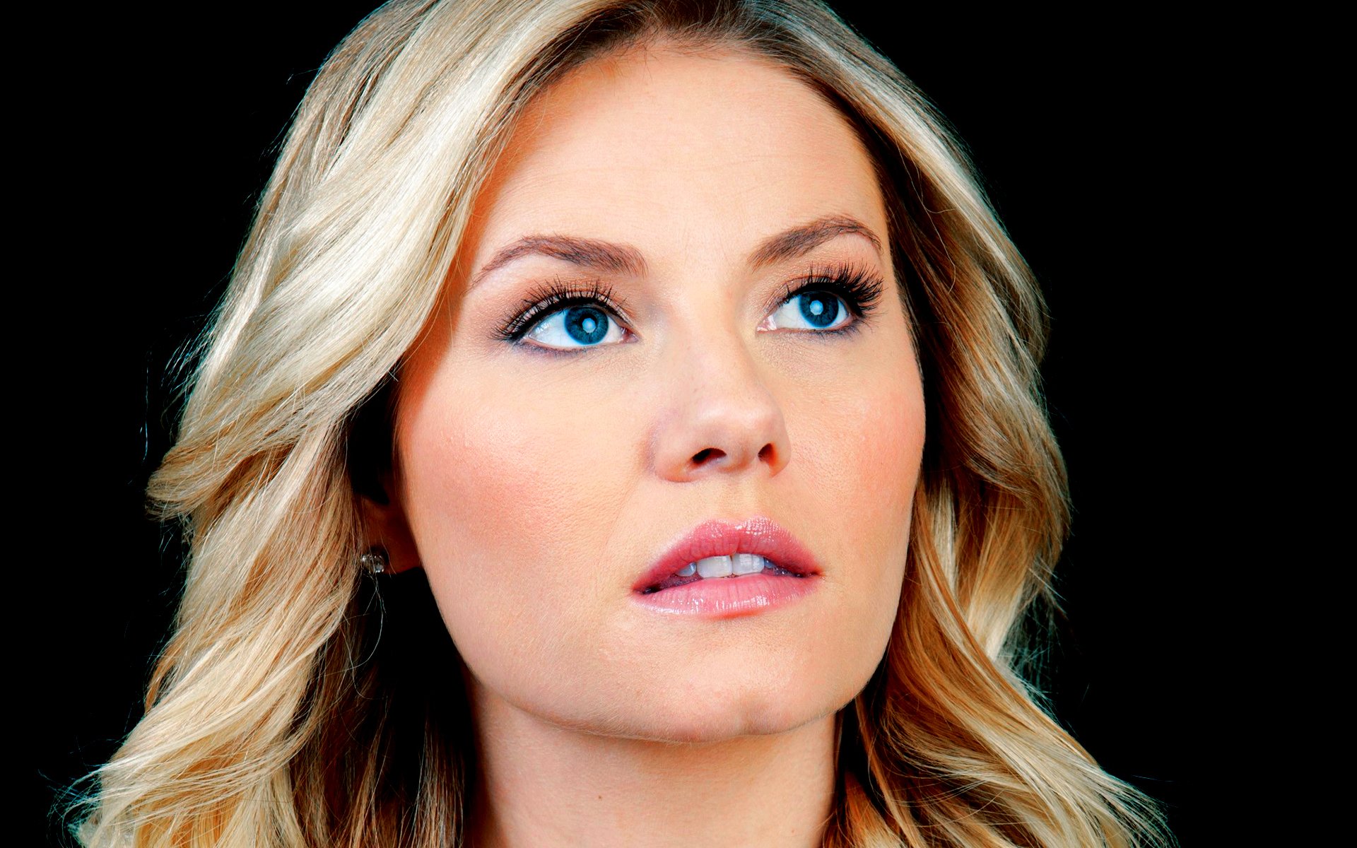 Elisha Cuthbert Full HD Wallpaper and Background Image | 1920x1200 | ID