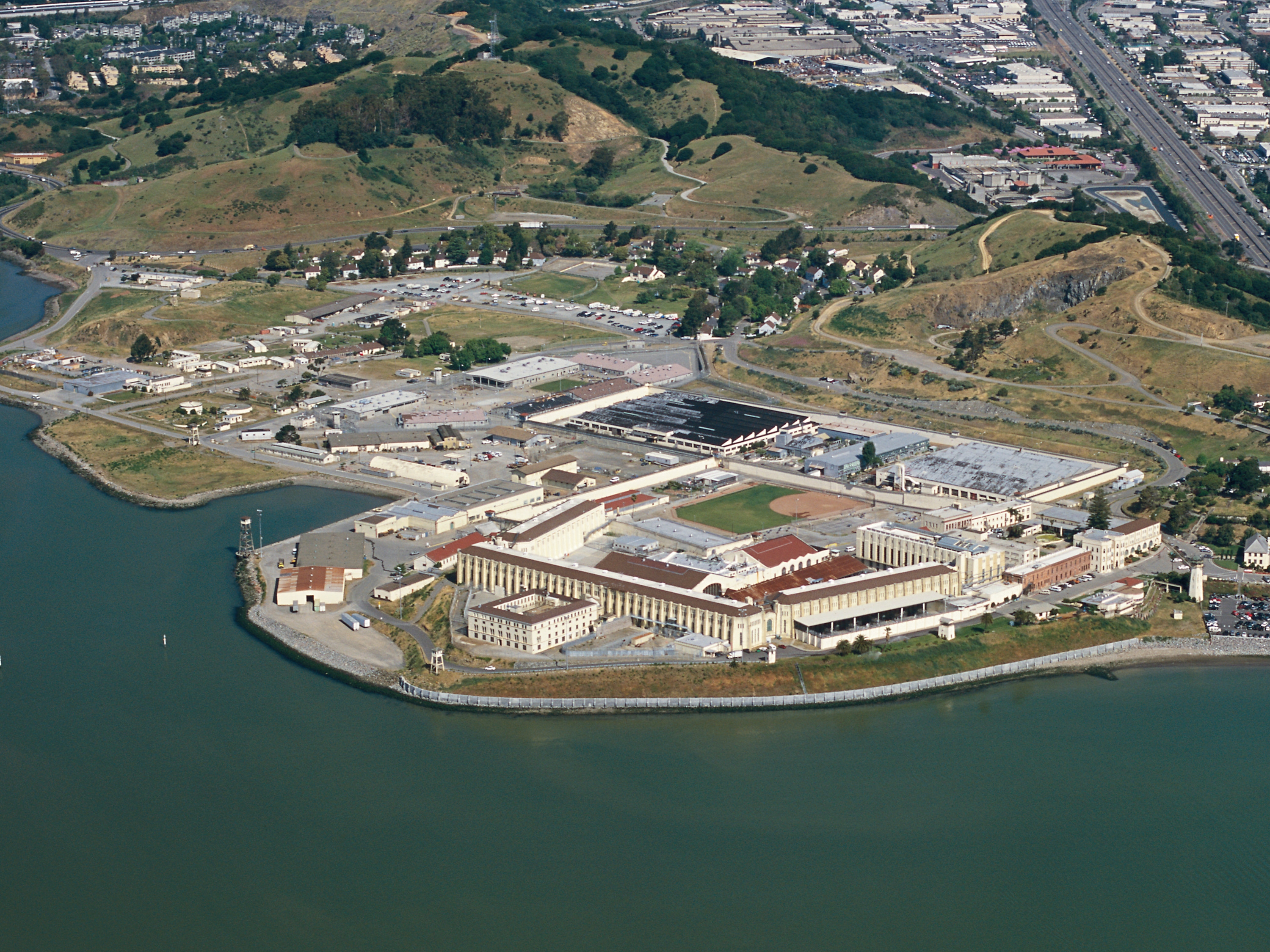 San Quentin State Prison HD Wallpaper