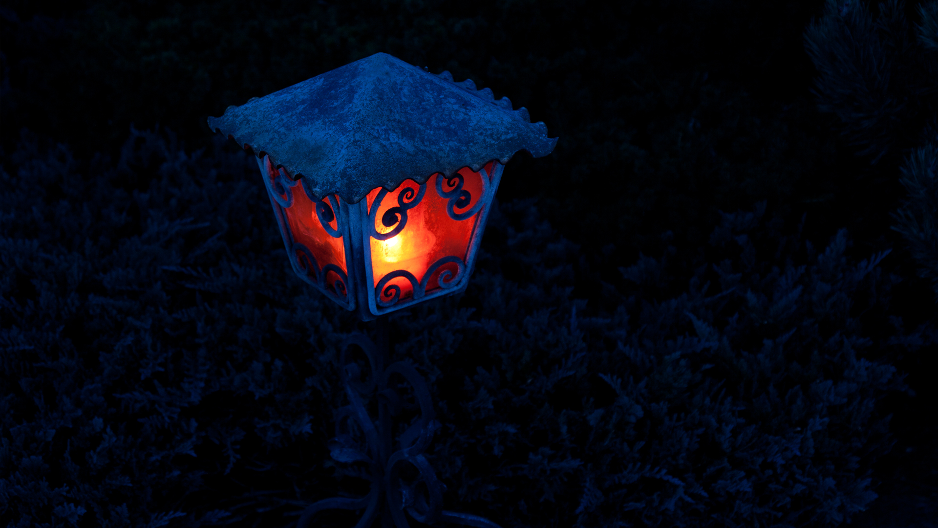 Man Made Lantern HD Wallpaper | Background Image