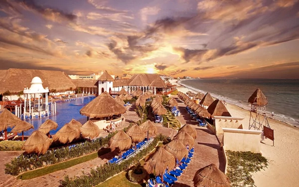 man made Cancún HD Desktop Wallpaper | Background Image