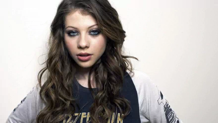 Celebrity Michelle Trachtenberg HD Desktop Wallpaper | Background Image