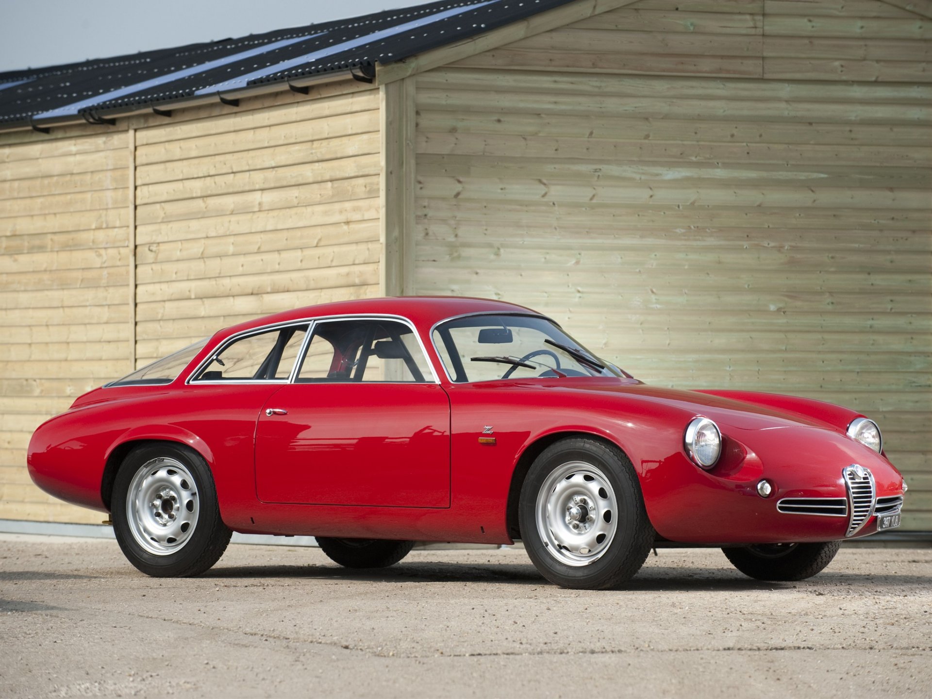 Download Vehicle Alfa Romeo Giulietta SZ HD Wallpaper