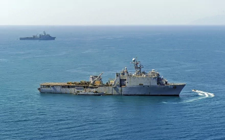 USS Carter Hall (LSD-50) warship amphibious warfare ship dock landing ship military United States Navy HD Desktop Wallpaper | Background Image