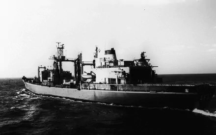 military HNLMS Zuiderkruis (A832) HD Desktop Wallpaper | Background Image