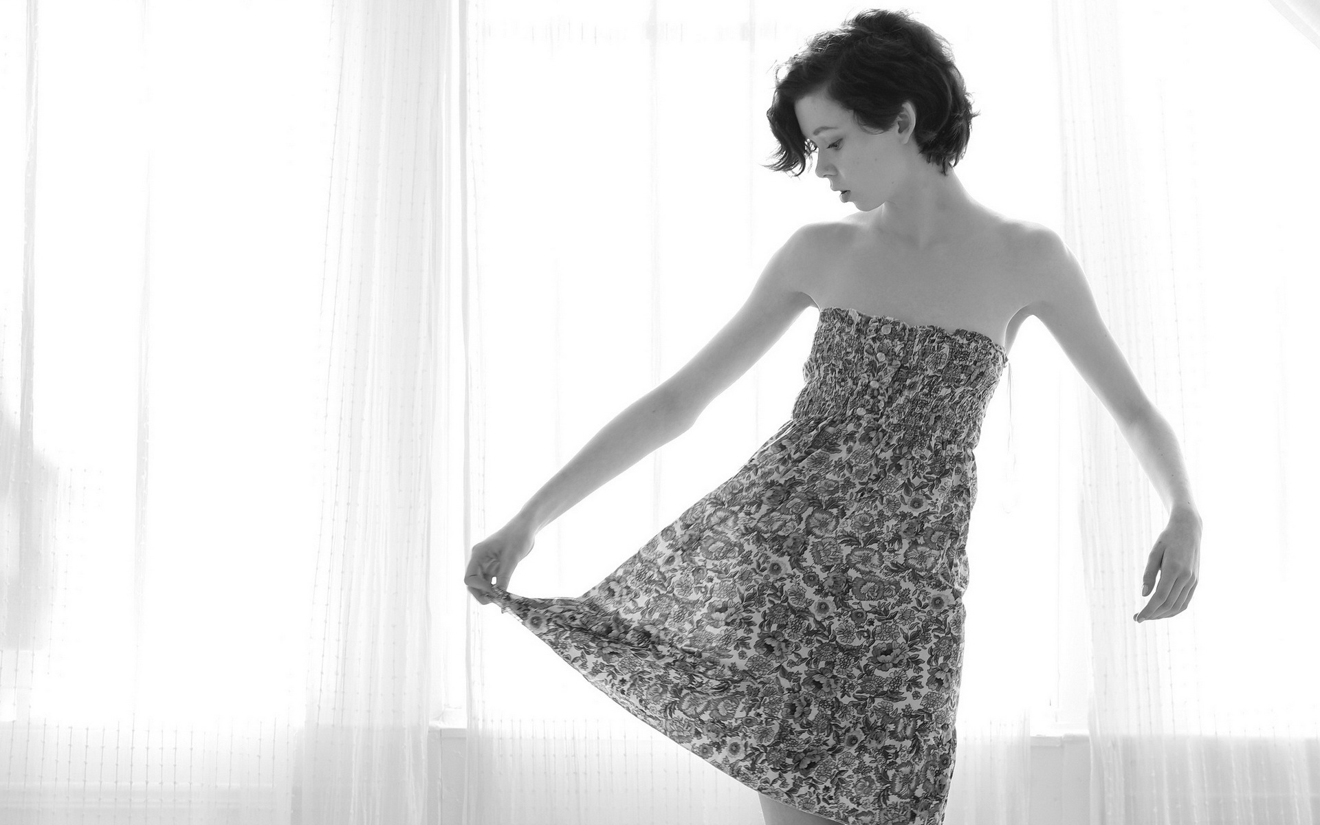 Download Woman Mood HD Wallpaper