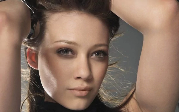 Celebrity Hilary Duff HD Desktop Wallpaper | Background Image