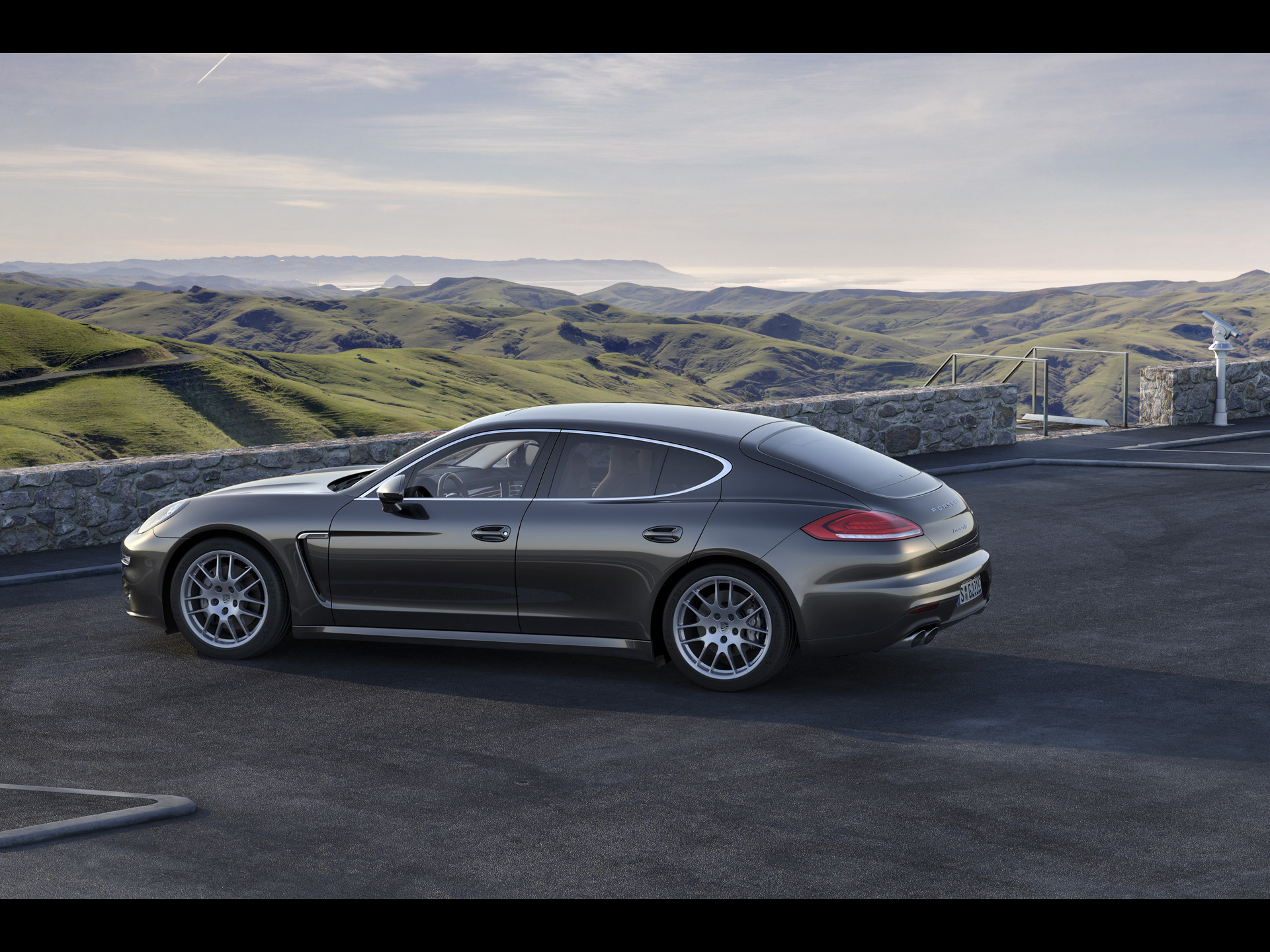 Vehicles Porsche Panamera HD Wallpaper | Background Image