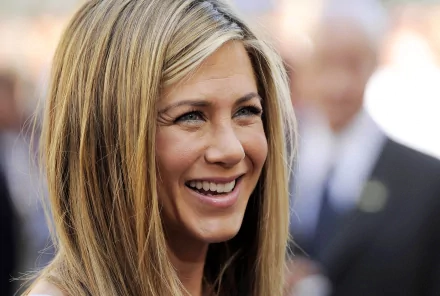 Celebrity Jennifer Aniston HD Desktop Wallpaper | Background Image