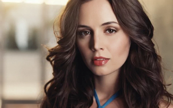 Celebrity Eliza Dushku HD Desktop Wallpaper | Background Image