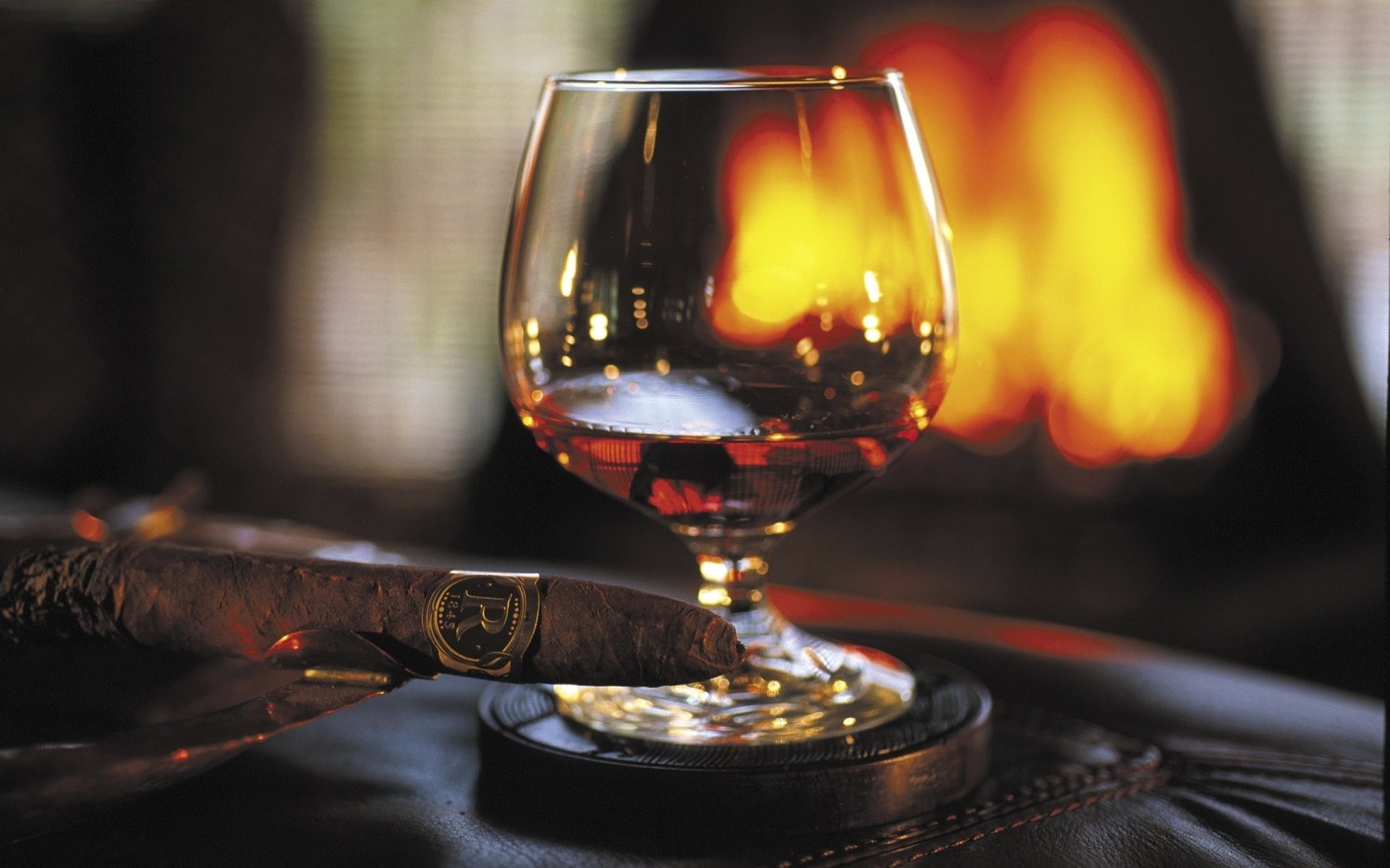 Download Food Brandy HD Wallpaper