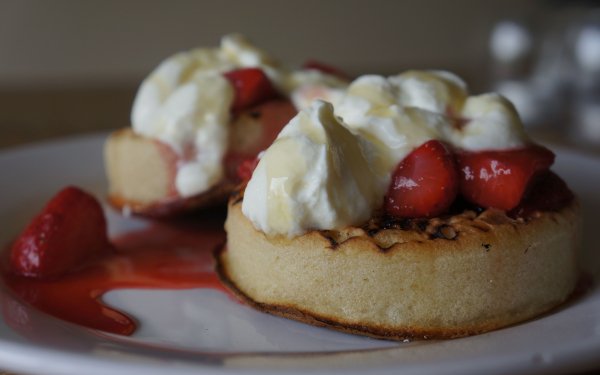 Food Dessert Crumpets And Strawberries HD Wallpaper | Background Image