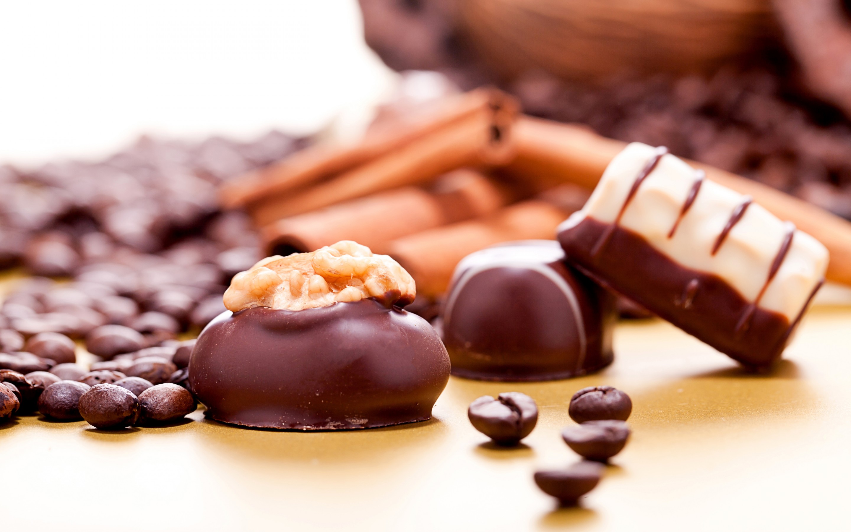 Chocolate Full HD Wallpaper And Background 2880x1800 ID422837