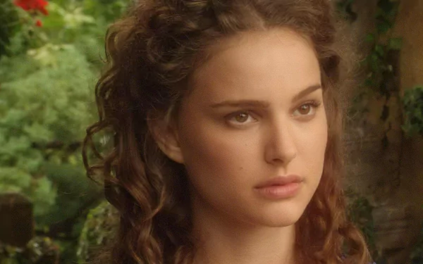 Celebrity Natalie Portman HD Desktop Wallpaper | Background Image