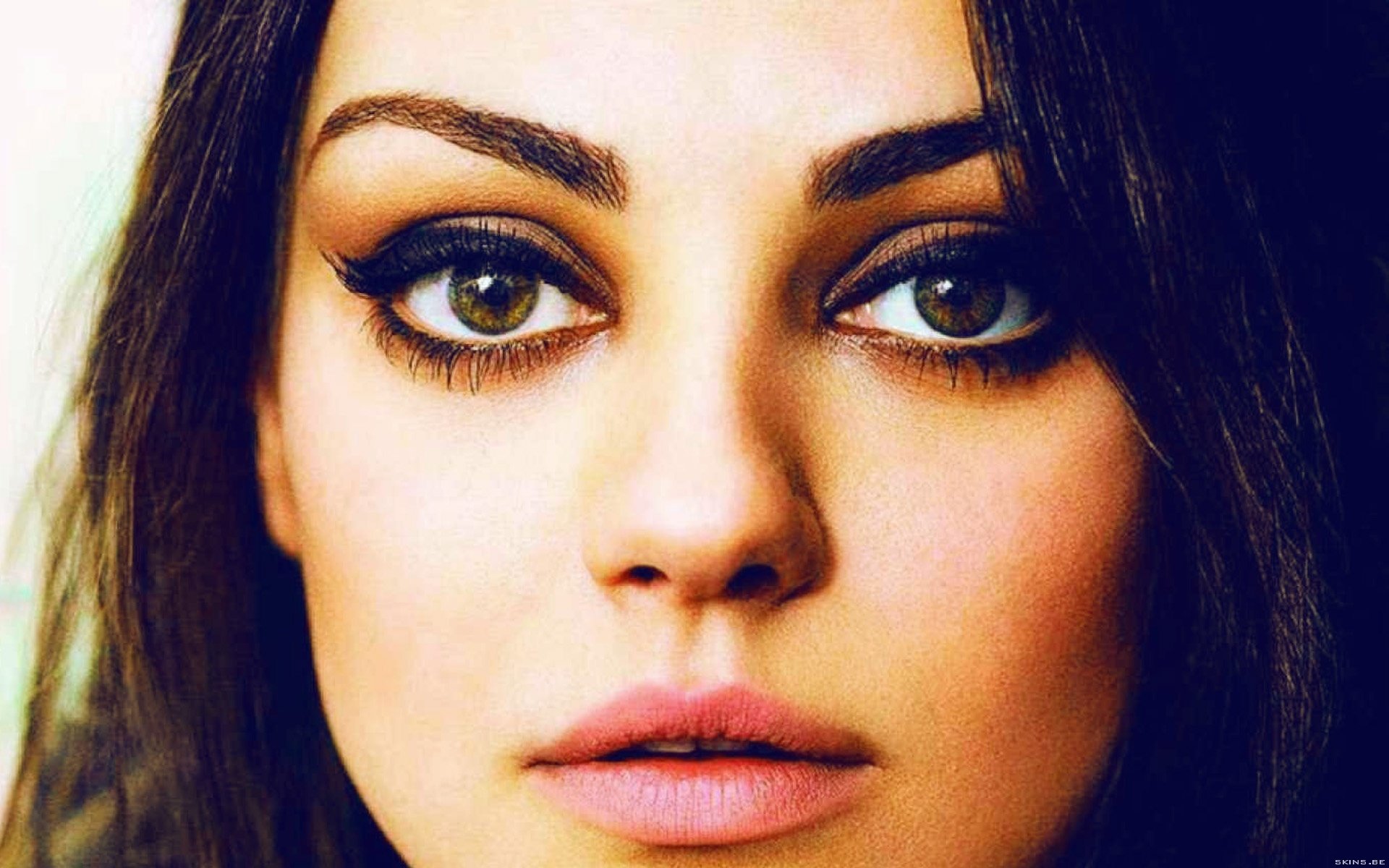 Celebrity Mila Kunis Hd Wallpaper